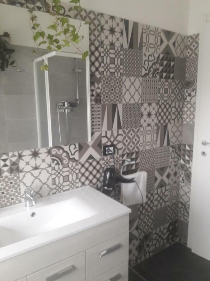 Le Stanze Di Adele Bed and Breakfast Λ' Άκουιλα Εξωτερικό φωτογραφία